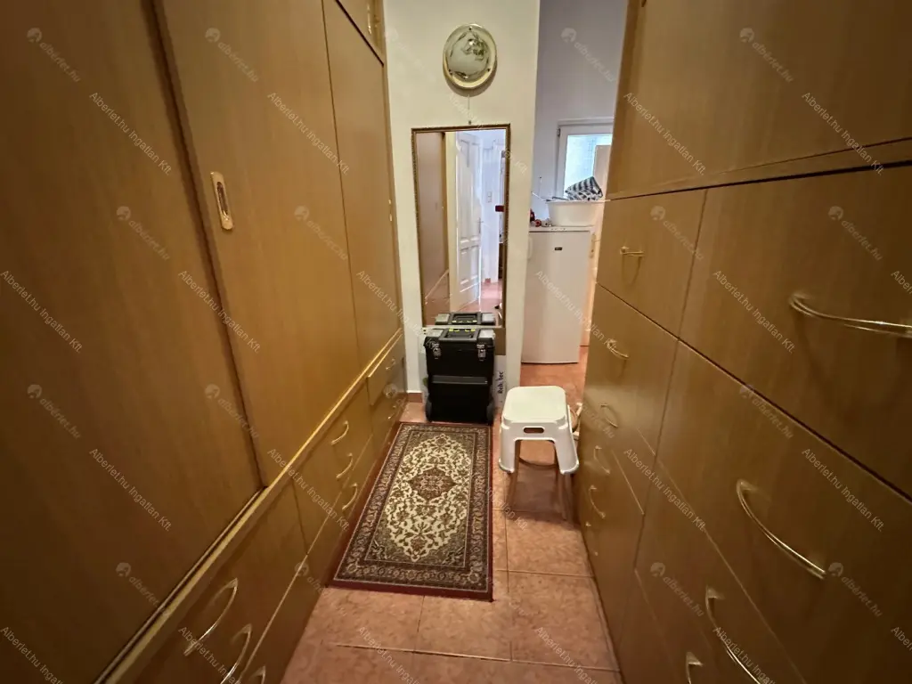 Kiadó albérlet 350000 Ft/hó áron: Budapest, II. kerület  Szilágyi Erzsébet fasor. Mérete: 110 nm, 2 szobás | Alberlet.hu - 6682058