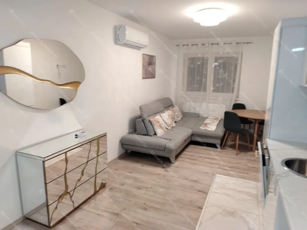 Kiadó albérlet 225000 Ft/hó áron: Budapest, II. kerület  Szilágyi Erzsébet fasor. Mérete: 36 nm, 1 szobás | Alberlet.hu - 6648722