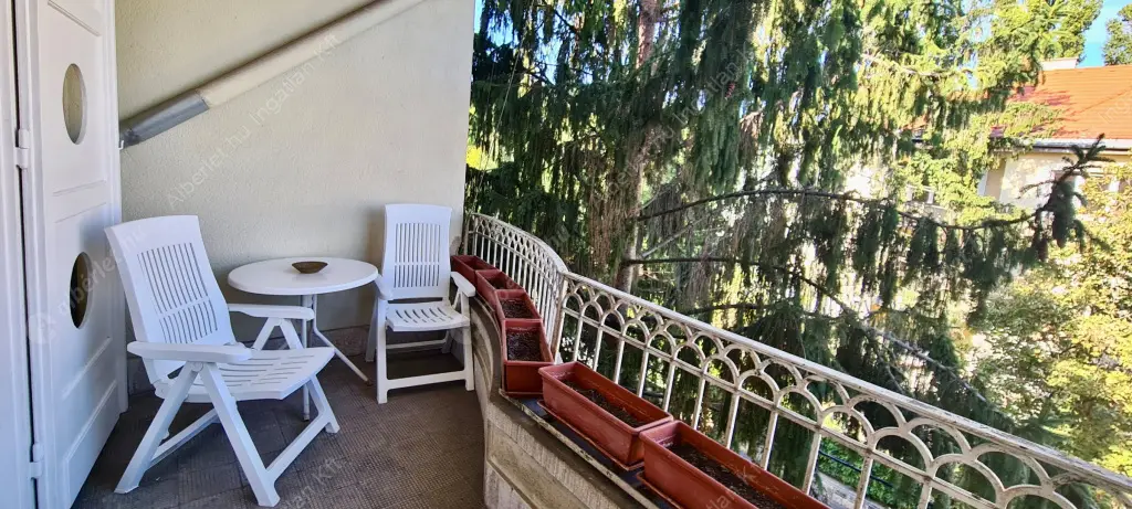 Kiadó albérlet 280000 Ft/hó áron: Budapest, II. kerület  Szilágyi Erzsébet fasor. Mérete: 63 nm, 2 szobás | Alberlet.hu - 6606516