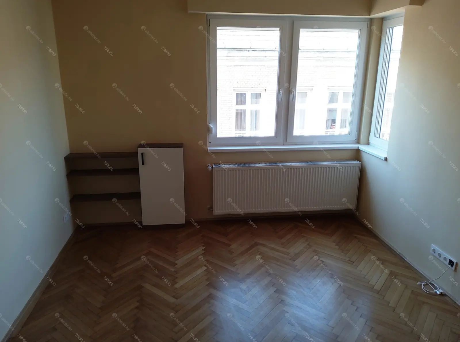 Kiadó albérlet 340000 Ft/hó áron: Budapest, II. kerület  Szilágyi Erzsébet fasor. Mérete: 74 nm, 3 szobás | Alberlet.hu - 6144274