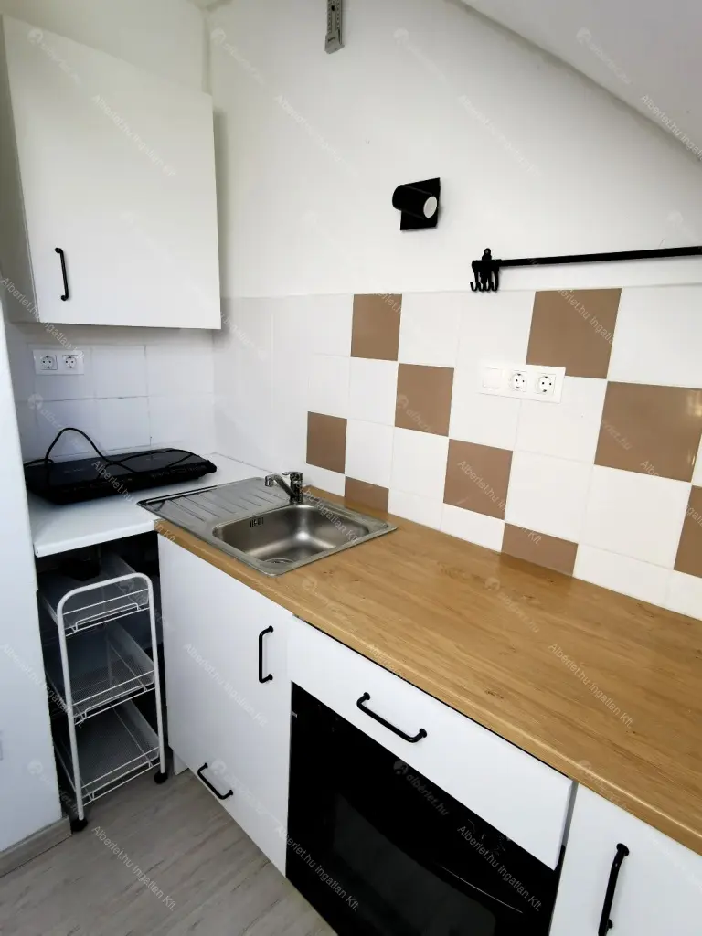 Kiadó albérlet 220000 Ft/hó áron: Budapest, II. kerület  Tárkony utca. Mérete: 35 nm, 2 szobás | Alberlet.hu - 6696212