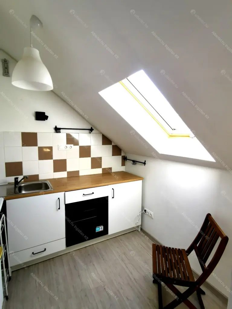 Kiadó albérlet 220000 Ft/hó áron: Budapest, II. kerület  Tárkony utca. Mérete: 50 nm, 2 szobás | Alberlet.hu - 6702635