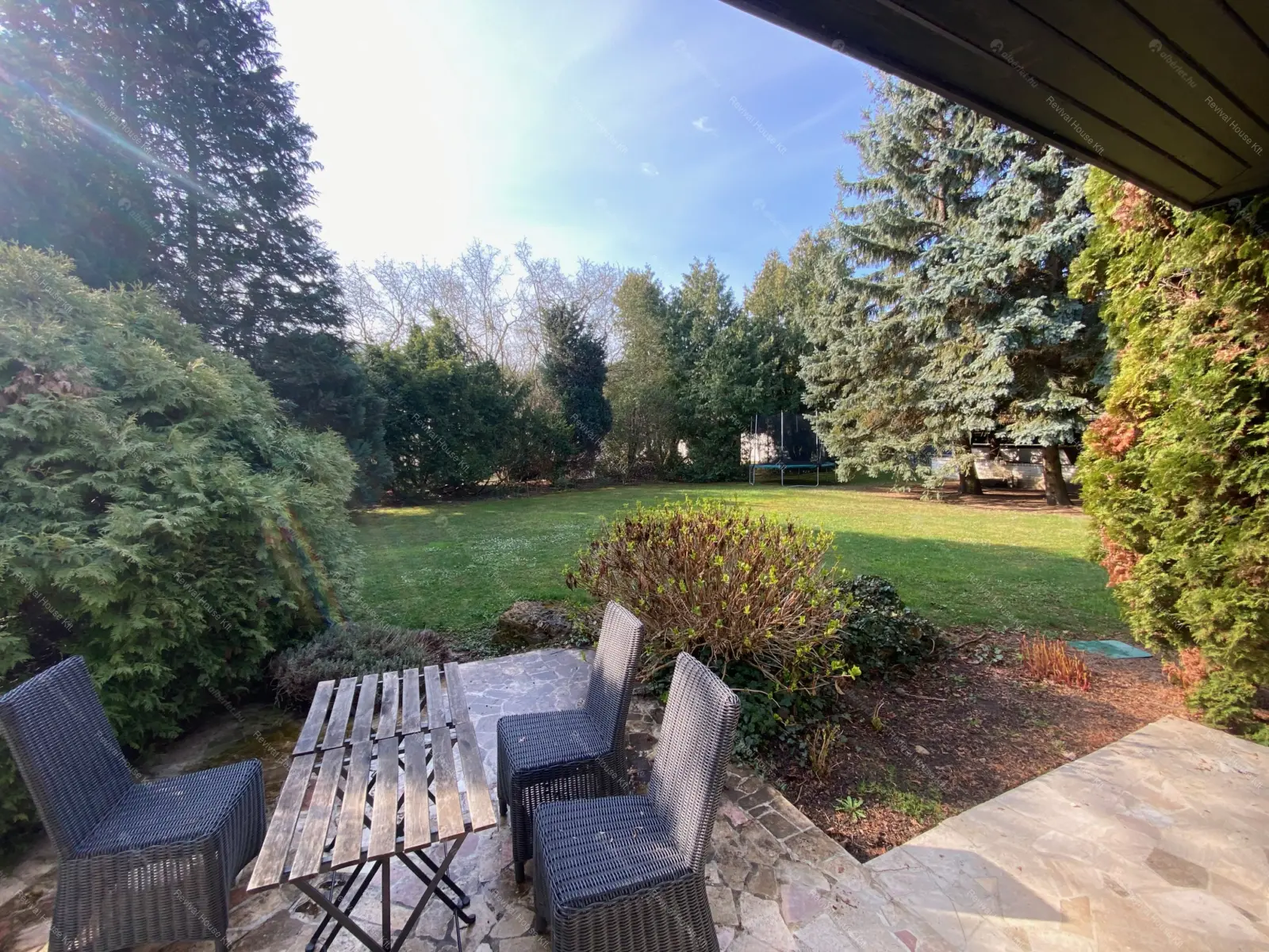 Kiadó albérlet 1164000 Ft/hó áron: Budapest, II. kerület  Tárnok utca. Mérete: 260 nm, 4 szobás | Alberlet.hu - 6690458