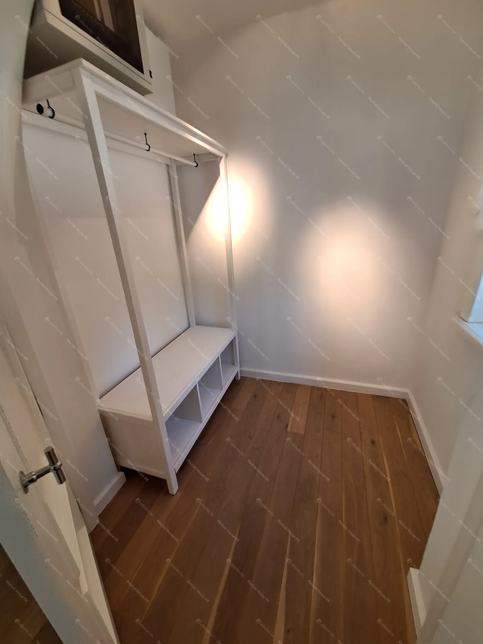 Kiadó albérlet 1166000 Ft/hó áron: Budapest, II. kerület  Tárnok utca. Mérete: 260 nm, 4 szobás | Alberlet.hu - 6707030