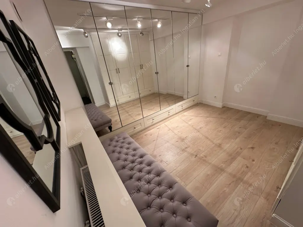 Kiadó albérlet 1154000 Ft/hó áron: Budapest, II. kerület  Tárnok utca. Mérete: 260 nm, 4 szobás | Alberlet.hu - 6578777