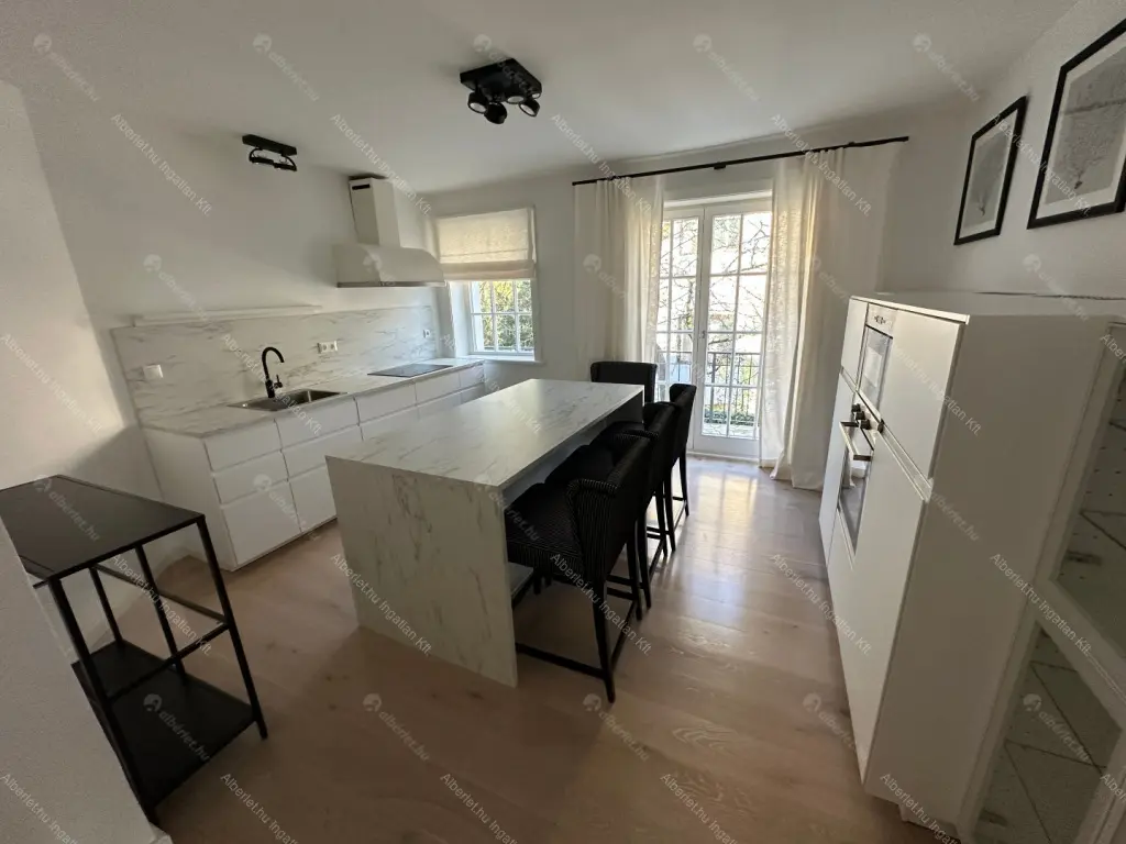 Kiadó albérlet 1151000 Ft/hó áron: Budapest, II. kerület  Tárnok utca. Mérete: 260 nm, 4 szobás | Alberlet.hu - 6681968