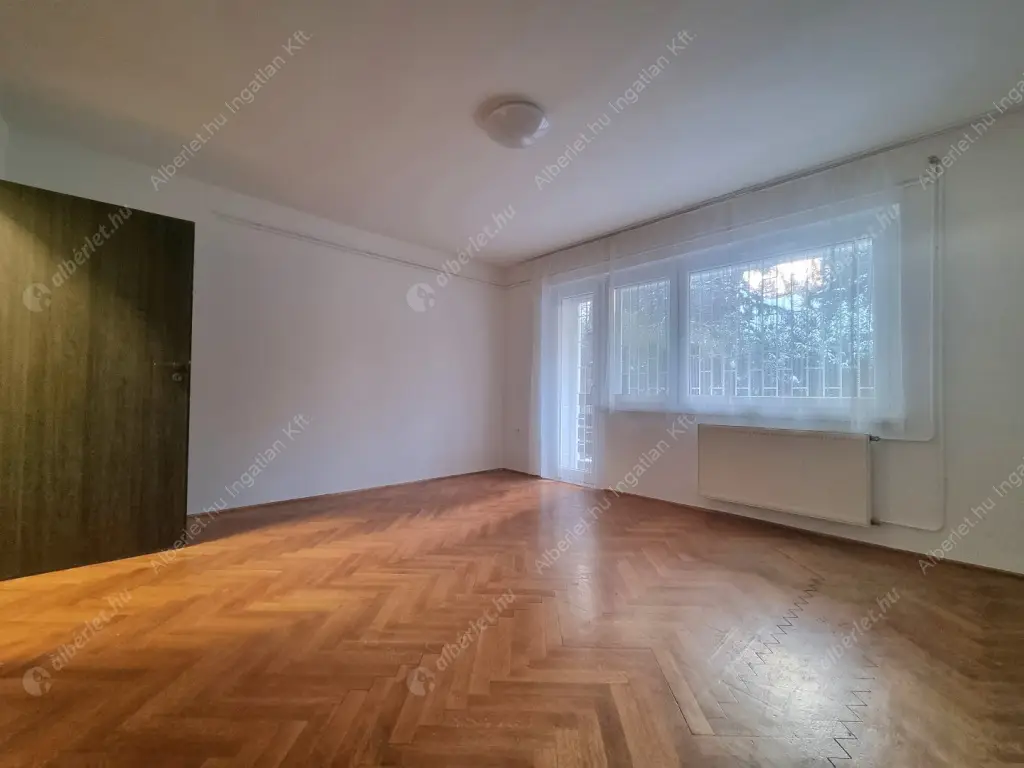 Kiadó albérlet 320000 Ft/hó áron: Budapest, II. kerület  Tárogató út. Mérete: 69 nm, 3 szobás | Alberlet.hu - 6619729
