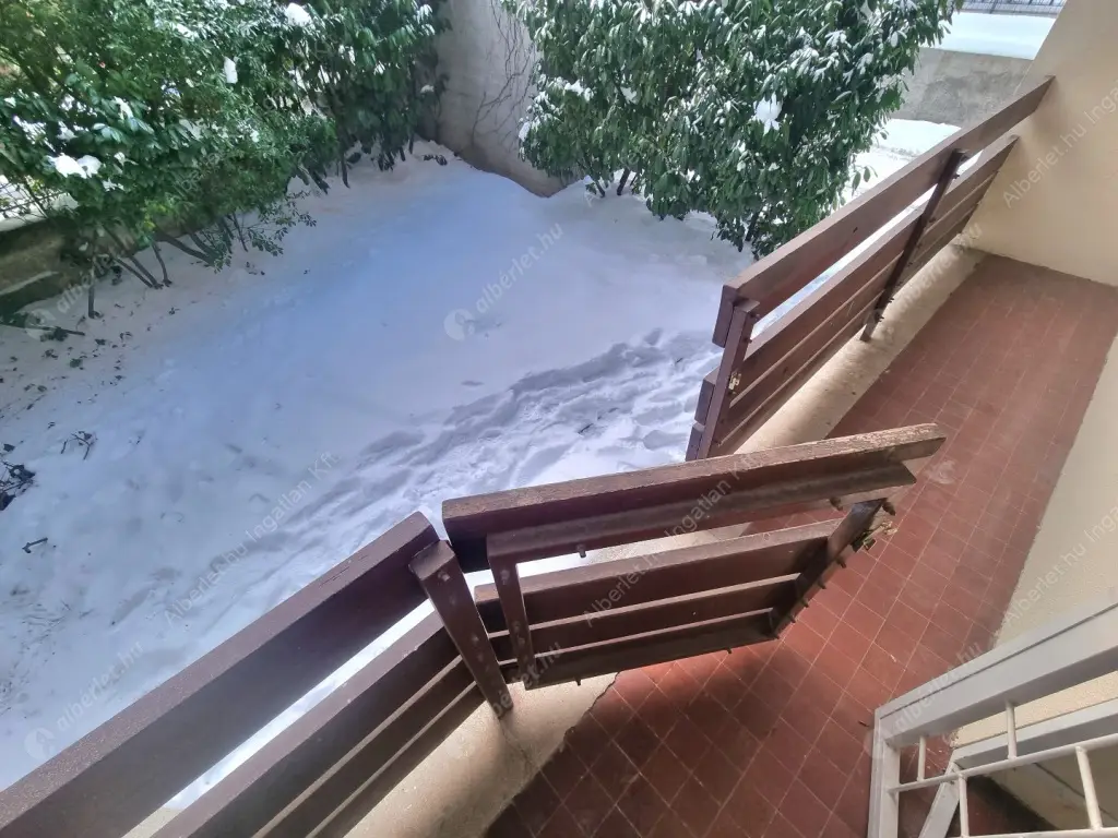 Kiadó albérlet 320000 Ft/hó áron: Budapest, II. kerület  Tárogató út. Mérete: 69 nm, 3 szobás | Alberlet.hu - 6631036