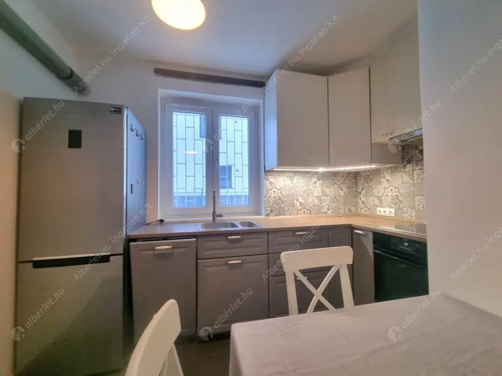 Kiadó albérlet 320000 Ft/hó áron: Budapest, II. kerület  Tárogató út. Mérete: 69 nm, 3 szobás | Alberlet.hu - 6631041