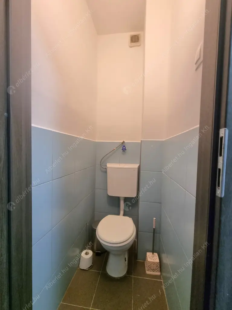 Kiadó albérlet 320000 Ft/hó áron: Budapest, II. kerület  Tárogató út. Mérete: 69 nm, 3 szobás | Alberlet.hu - 6631046