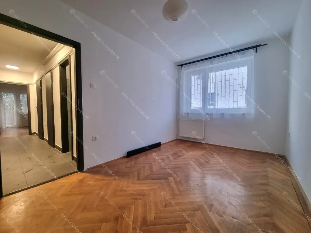 Kiadó albérlet 320000 Ft/hó áron: Budapest, II. kerület  Tárogató út. Mérete: 69 nm, 3 szobás | Alberlet.hu - 6647148