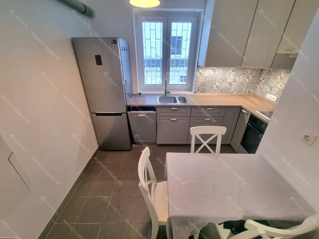 Kiadó albérlet 320000 Ft/hó áron: Budapest, II. kerület  Tárogató út. Mérete: 69 nm, 3 szobás | Alberlet.hu - 6647153