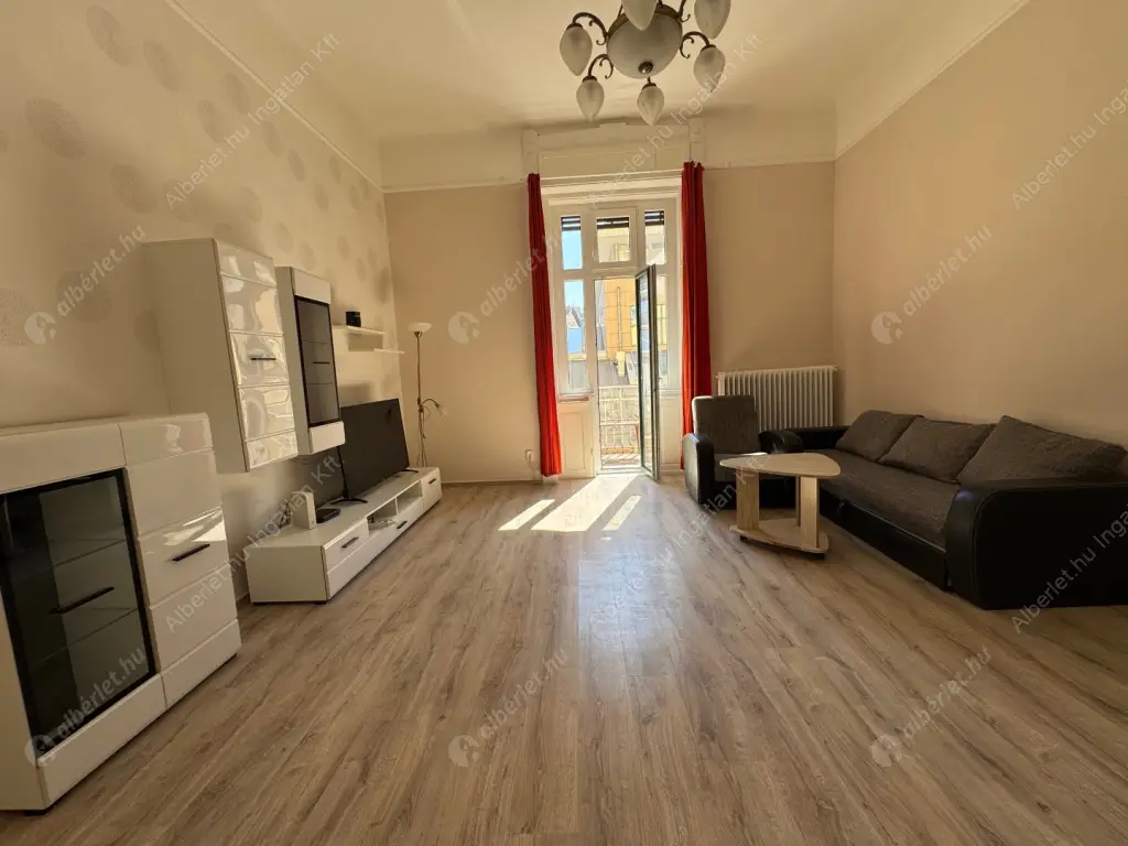 Kiadó albérlet 328000 Ft/hó áron: Budapest, II. kerület  Tölgyfa utca. Mérete: 95 nm, 3 szobás | Alberlet.hu - 6563449