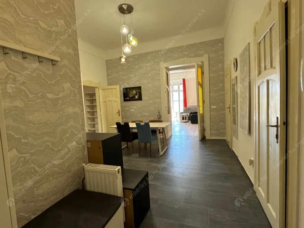 Kiadó albérlet 328000 Ft/hó áron: Budapest, II. kerület  Tölgyfa utca. Mérete: 95 nm, 3 szobás | Alberlet.hu - 6563453