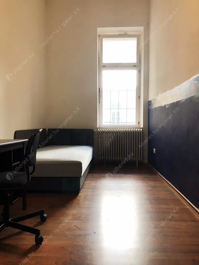 Kiadó albérlet 328000 Ft/hó áron: Budapest, II. kerület  Tölgyfa utca. Mérete: 95 nm, 3 szobás | Alberlet.hu - 6563461