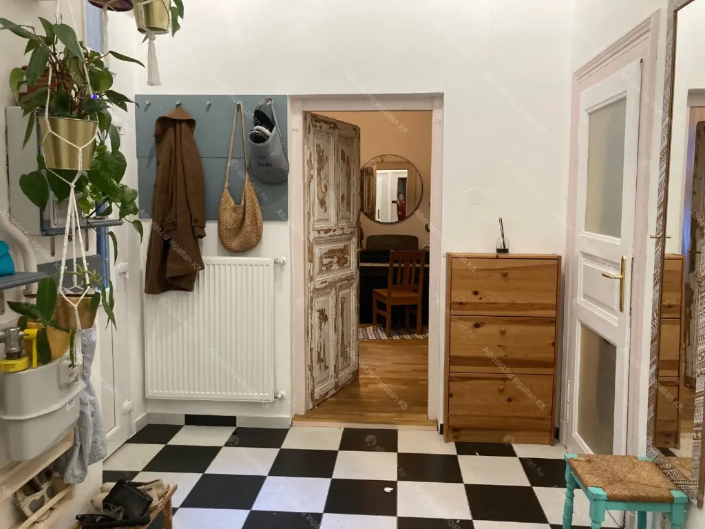 Kiadó albérlet 300000 Ft/hó áron: Budapest, II. kerület  Török utca. Mérete: 54 nm, 2 szobás | Alberlet.hu - 6675997