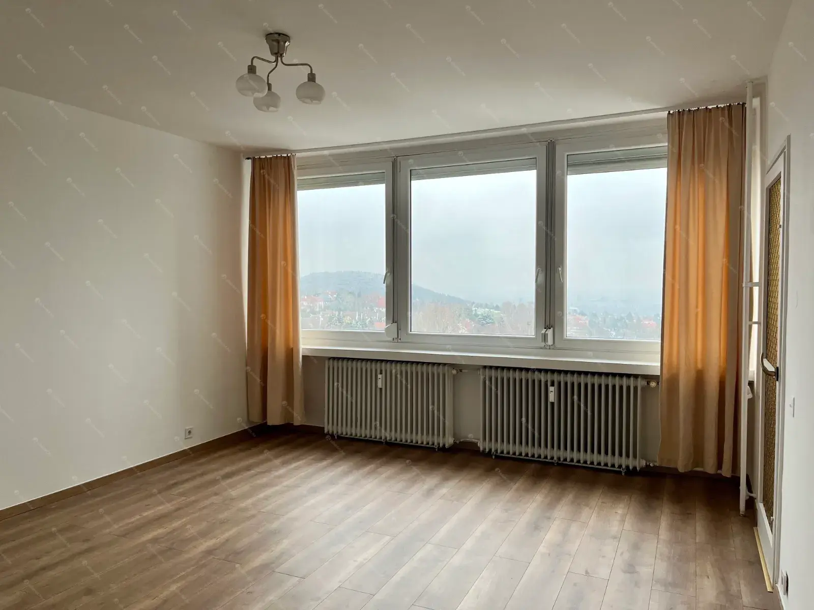 Kiadó albérlet 260000 Ft/hó áron: Budapest, II. kerület  Törökvész út. Mérete: 60 nm, 2 szobás | Alberlet.hu - 6639744