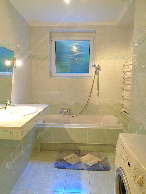 Kiadó albérlet 400000 Ft/hó áron: Budapest, II. kerület  Törökvész út. Mérete: 70 nm, 2 szobás | Alberlet.hu - 6558370