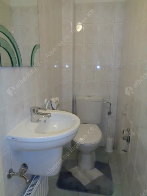 Kiadó albérlet 400000 Ft/hó áron: Budapest, II. kerület  Törökvész út. Mérete: 70 nm, 2 szobás | Alberlet.hu - 6620235