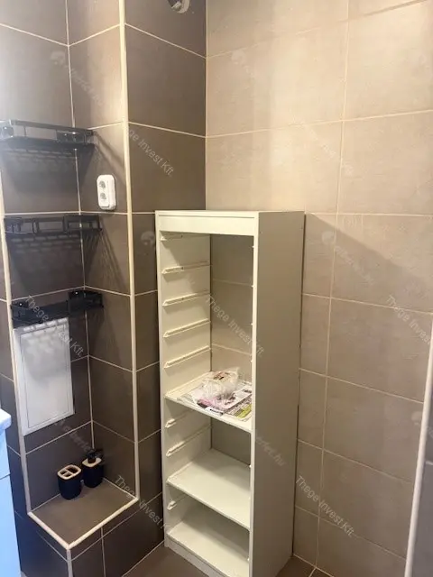 Kiadó albérlet 390000 Ft/hó áron: Budapest, II. kerület  Törökvész út. Mérete: 78 nm, 1 szobás | Alberlet.hu - 6705215