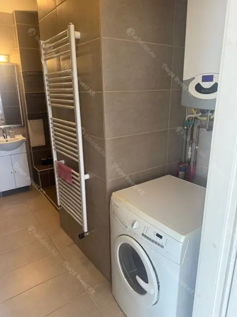 Kiadó albérlet 390000 Ft/hó áron: Budapest, II. kerület  Törökvész út. Mérete: 78 nm, 1 szobás | Alberlet.hu - 6705216