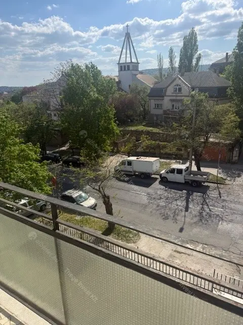 Kiadó albérlet 390000 Ft/hó áron: Budapest, II. kerület  Törökvész út. Mérete: 78 nm, 1 szobás | Alberlet.hu - 6705228