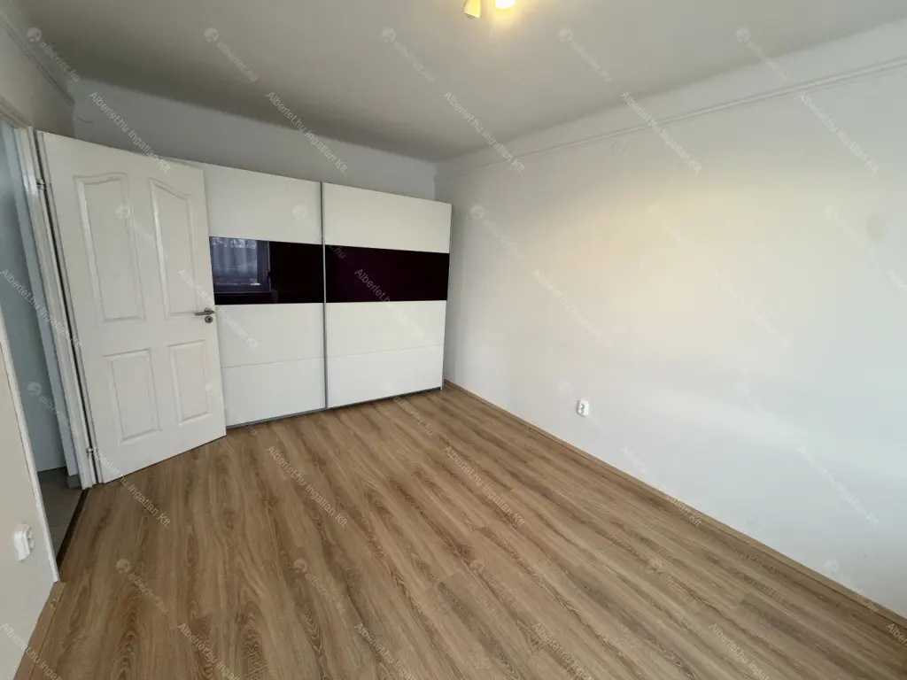 Kiadó albérlet 390000 Ft/hó áron: Budapest, II. kerület  Törökvész út. Mérete: 78 nm, 3 szobás | Alberlet.hu - 6677746