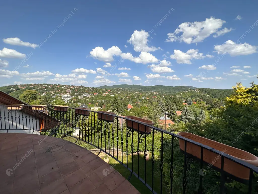 Kiadó albérlet 1169000 Ft/hó áron: Budapest, II. kerület  Turul köz. Mérete: 360 nm, 6 szobás | Alberlet.hu - 6551242