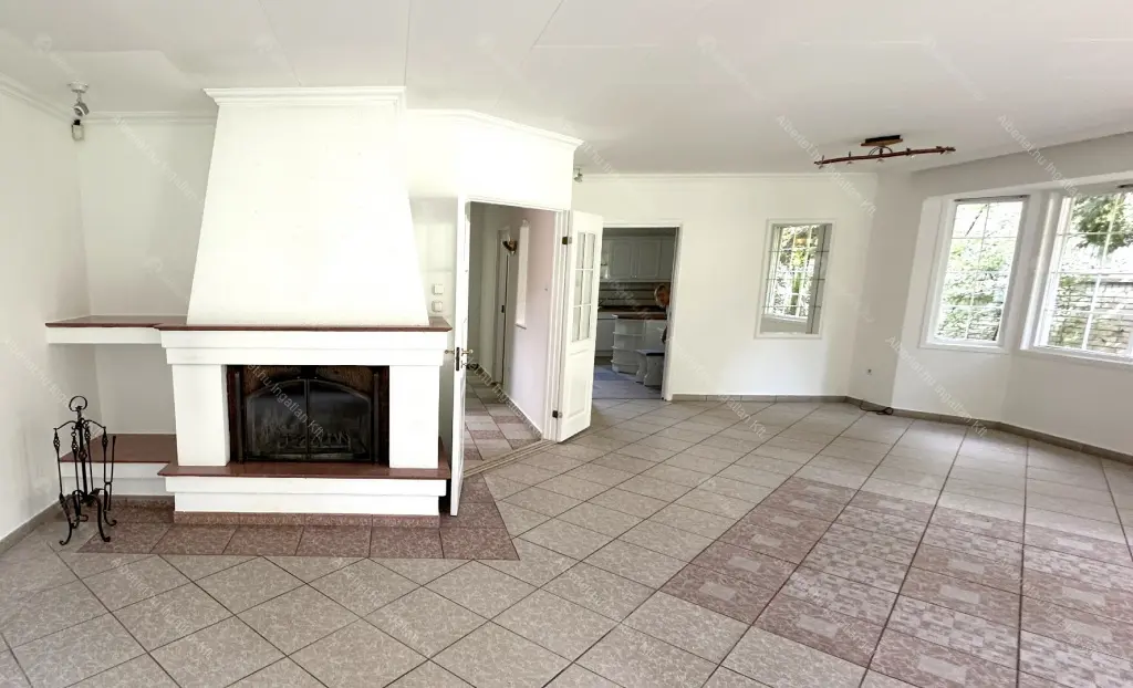 Kiadó albérlet 750000 Ft/hó áron: Budapest, II. kerület  Úrbéres utca. Mérete: 266 nm, 4 szobás | Alberlet.hu - 6804149