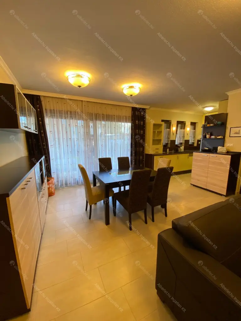 Kiadó albérlet 550000 Ft/hó áron: Budapest, II. kerület  Ürömi utca. Mérete: 90 nm, 3 szobás | Alberlet.hu - 6691348