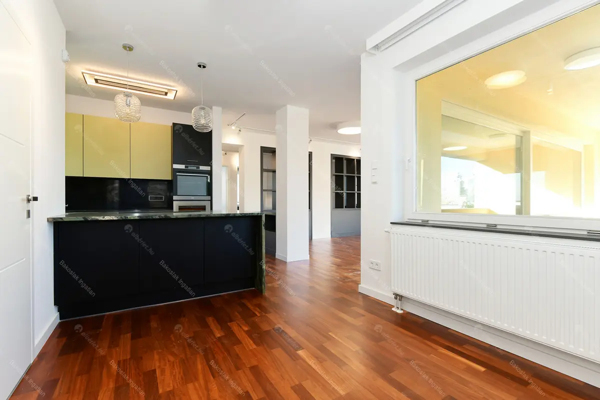 Kiadó albérlet 1071000 Ft/hó áron: Budapest, II. kerület  Vérhalom utca. Mérete: 127 nm, 4 szobás | Alberlet.hu - 6691368