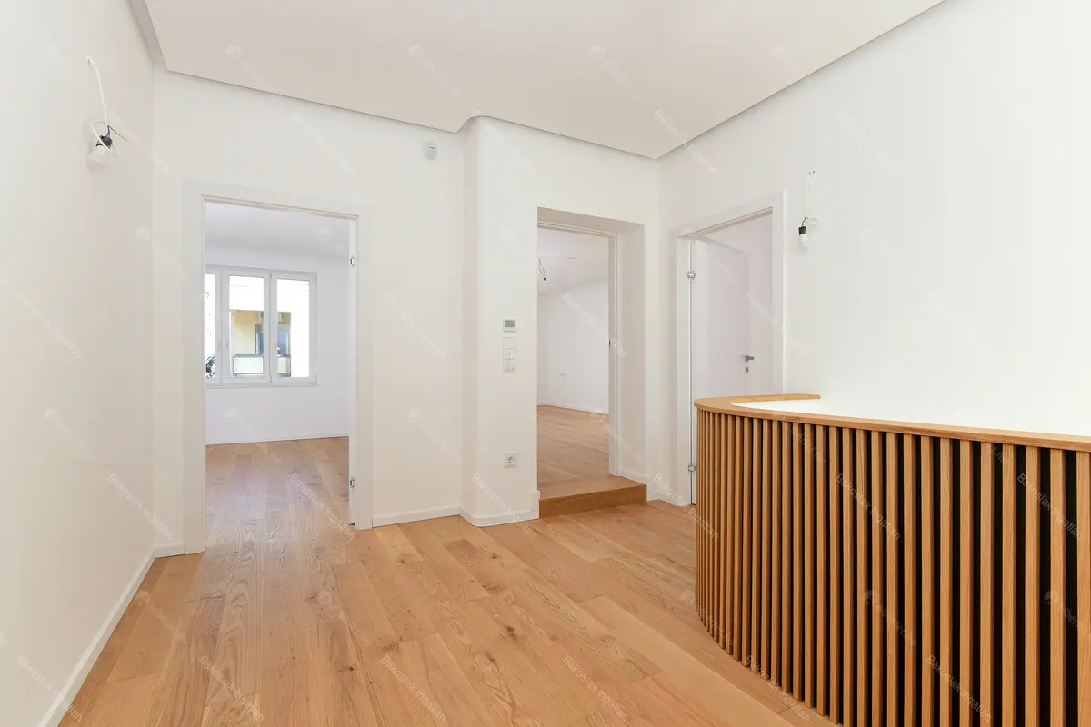 Kiadó albérlet 1148000 Ft/hó áron: Budapest, II. kerület  Vérhalom utca. Mérete: 190 nm, 4 szobás | Alberlet.hu - 6691461