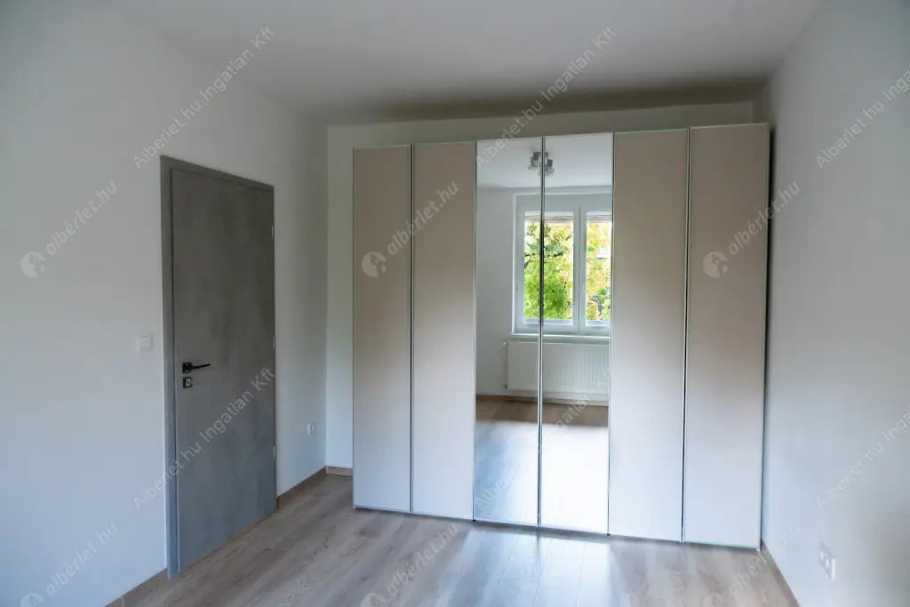 Kiadó albérlet 390000 Ft/hó áron: Budapest, II. kerület  Vérhalom utca. Mérete: 60 nm, 2 szobás | Alberlet.hu - 6576765