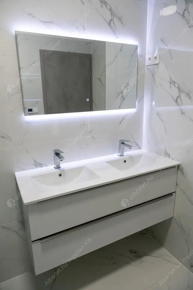 Kiadó albérlet 390000 Ft/hó áron: Budapest, II. kerület  Vérhalom utca. Mérete: 60 nm, 2 szobás | Alberlet.hu - 6576771