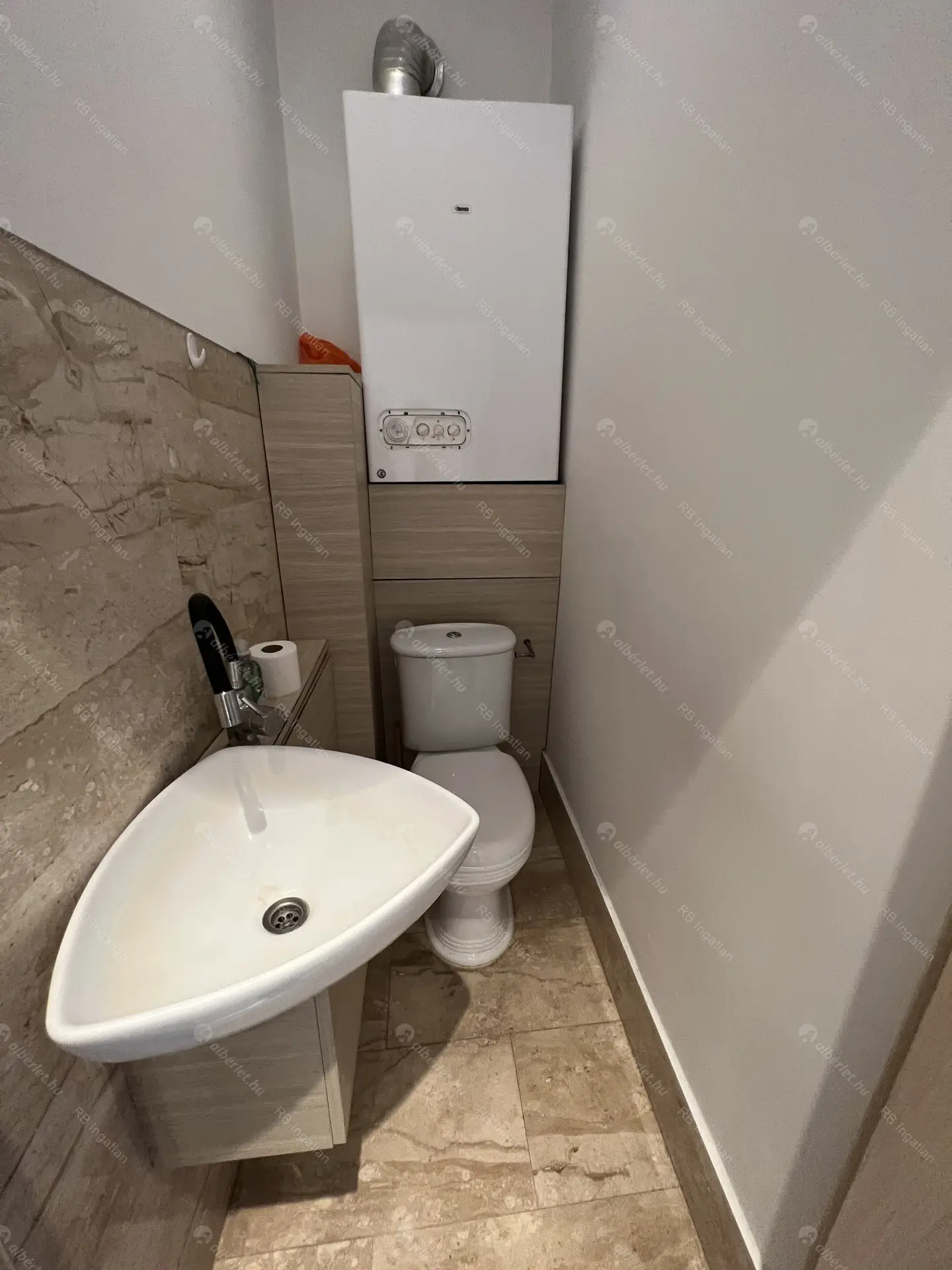 Kiadó albérlet 857000 Ft/hó áron: Budapest, II. kerület  Vihorlát utca. Mérete: 95 nm, 3 szobás | Alberlet.hu - 6317447