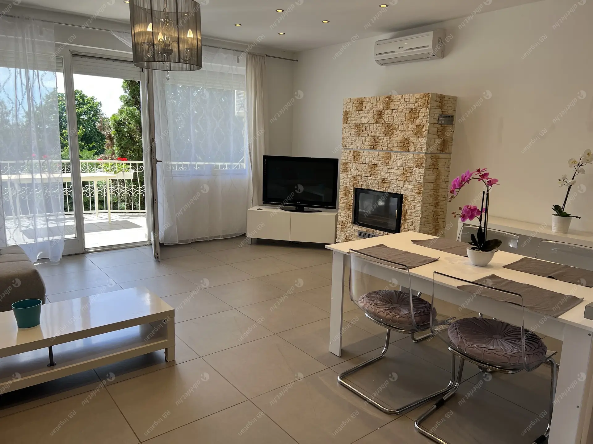 Kiadó albérlet 857000 Ft/hó áron: Budapest, II. kerület  Vihorlát utca. Mérete: 95 nm, 3 szobás | Alberlet.hu - 6317450