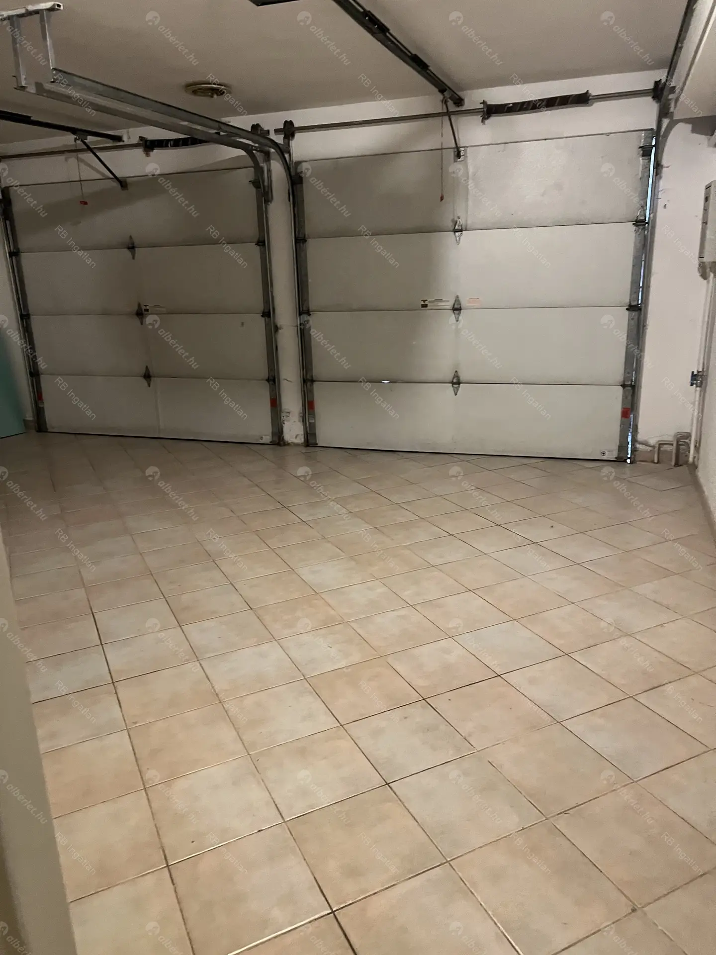 Kiadó albérlet 857000 Ft/hó áron: Budapest, II. kerület  Vihorlát utca. Mérete: 95 nm, 3 szobás | Alberlet.hu - 6317453