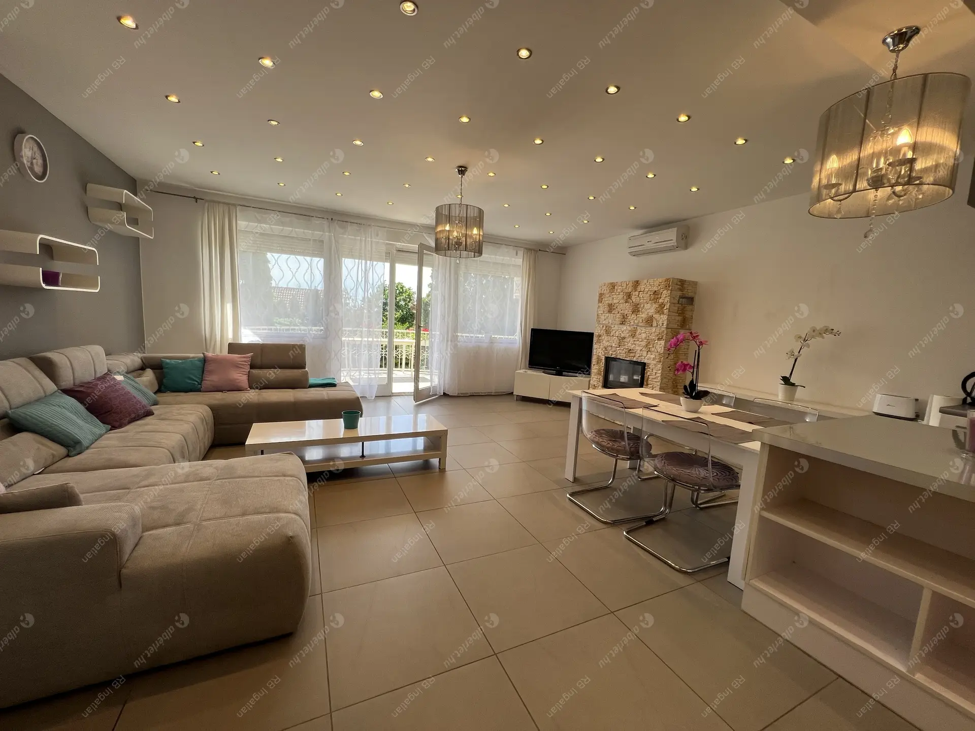 Kiadó albérlet 857000 Ft/hó áron: Budapest, II. kerület  Vihorlát utca. Mérete: 95 nm, 3 szobás | Alberlet.hu - 6317455