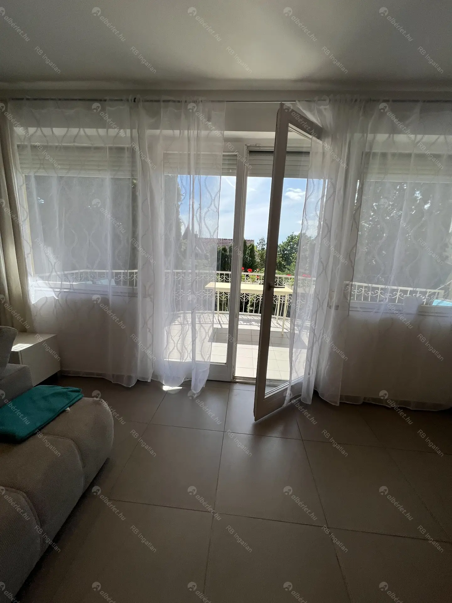 Kiadó albérlet 857000 Ft/hó áron: Budapest, II. kerület  Vihorlát utca. Mérete: 95 nm, 3 szobás | Alberlet.hu - 6317461