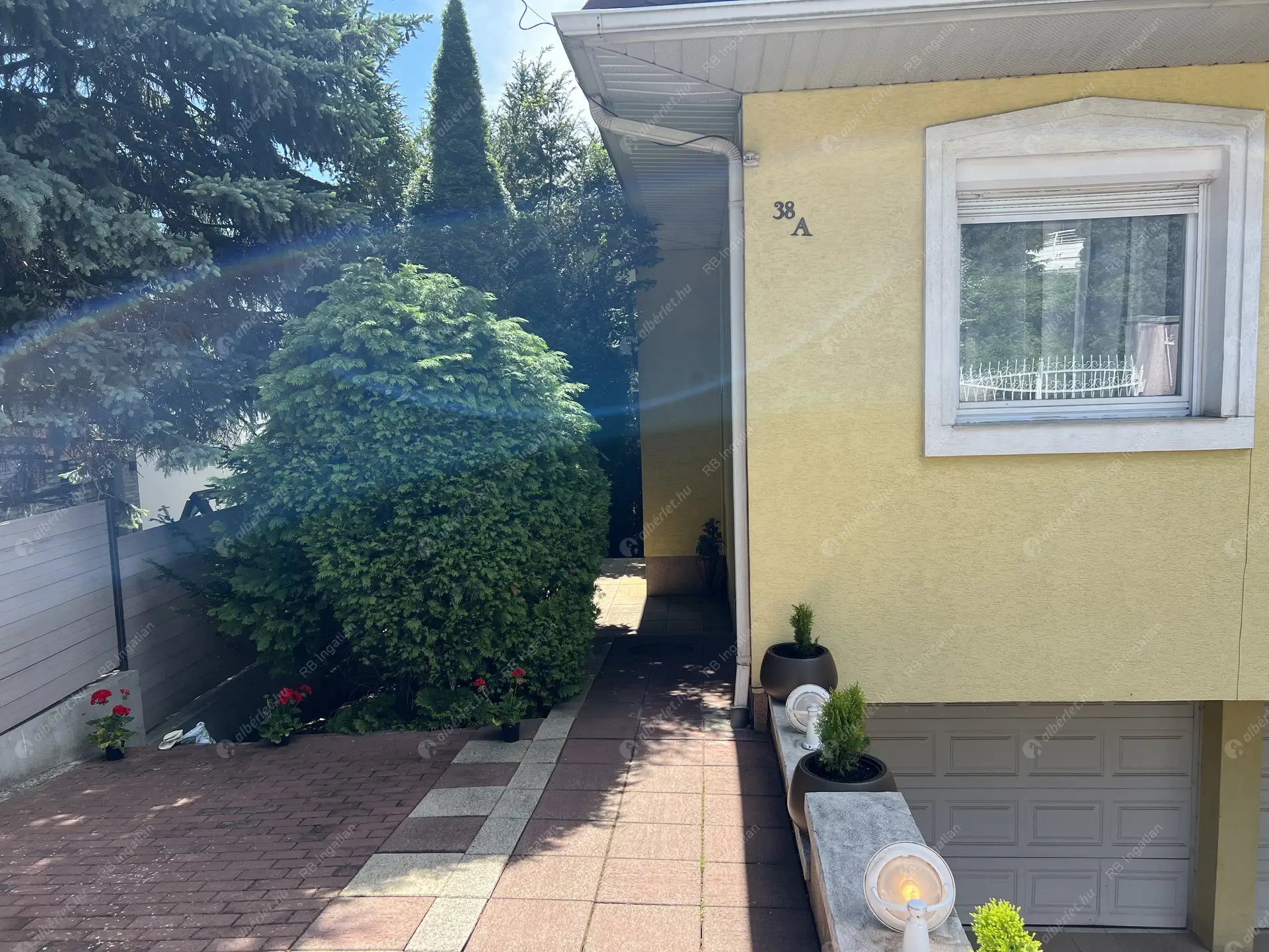 Kiadó albérlet 857000 Ft/hó áron: Budapest, II. kerület  Vihorlát utca. Mérete: 95 nm, 3 szobás | Alberlet.hu - 6317463