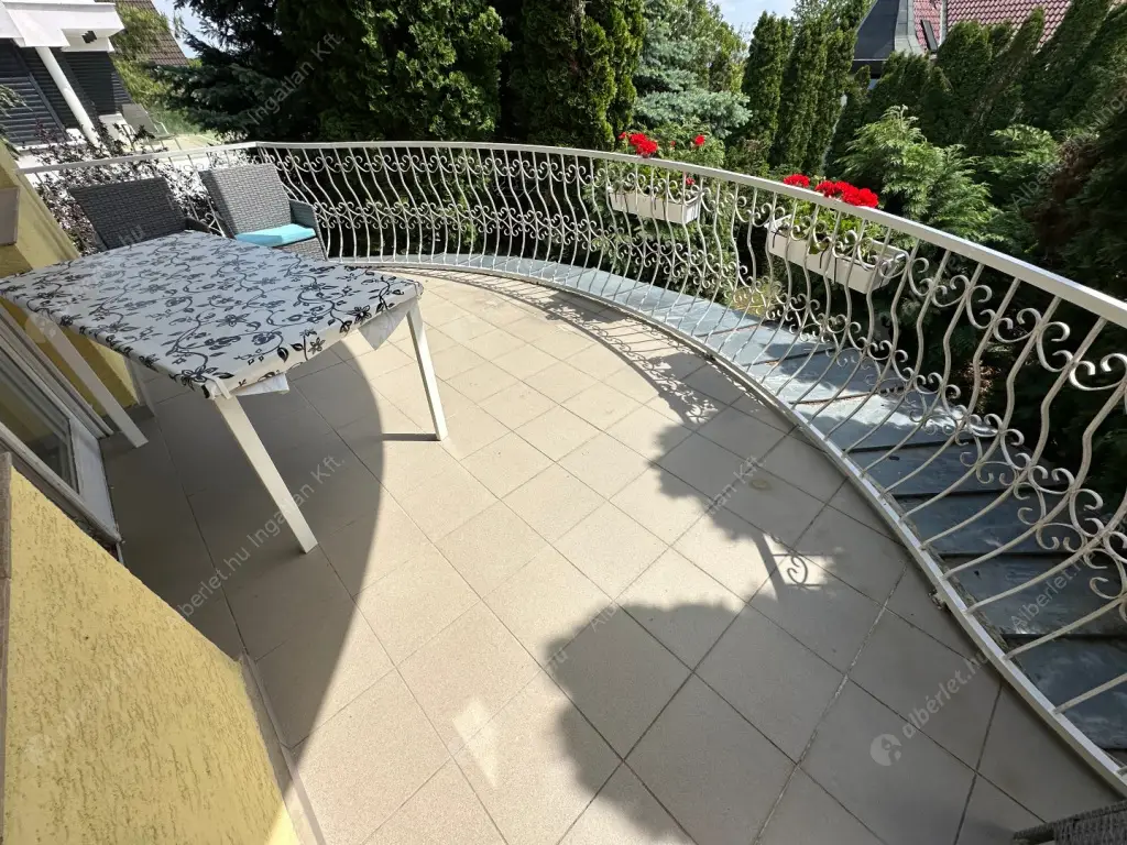 Kiadó albérlet 854000 Ft/hó áron: Budapest, II. kerület  Vihorlát utca. Mérete: 95 nm, 3 szobás | Alberlet.hu - 6518196