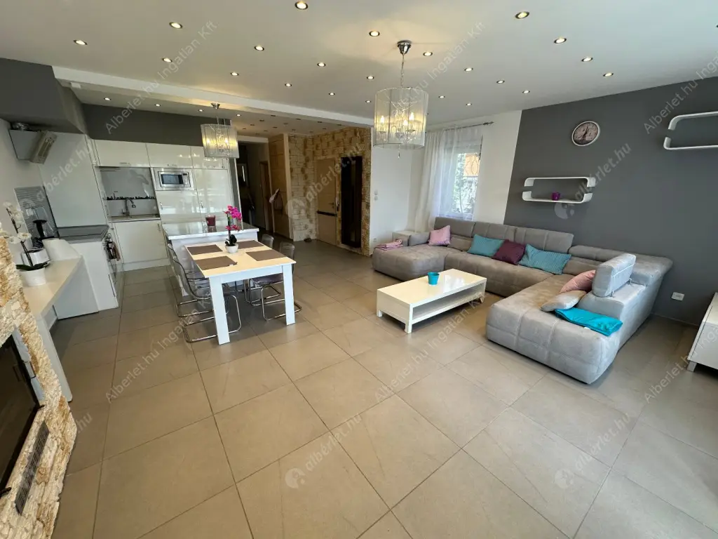 Kiadó albérlet 854000 Ft/hó áron: Budapest, II. kerület  Vihorlát utca. Mérete: 95 nm, 3 szobás | Alberlet.hu - 6518201