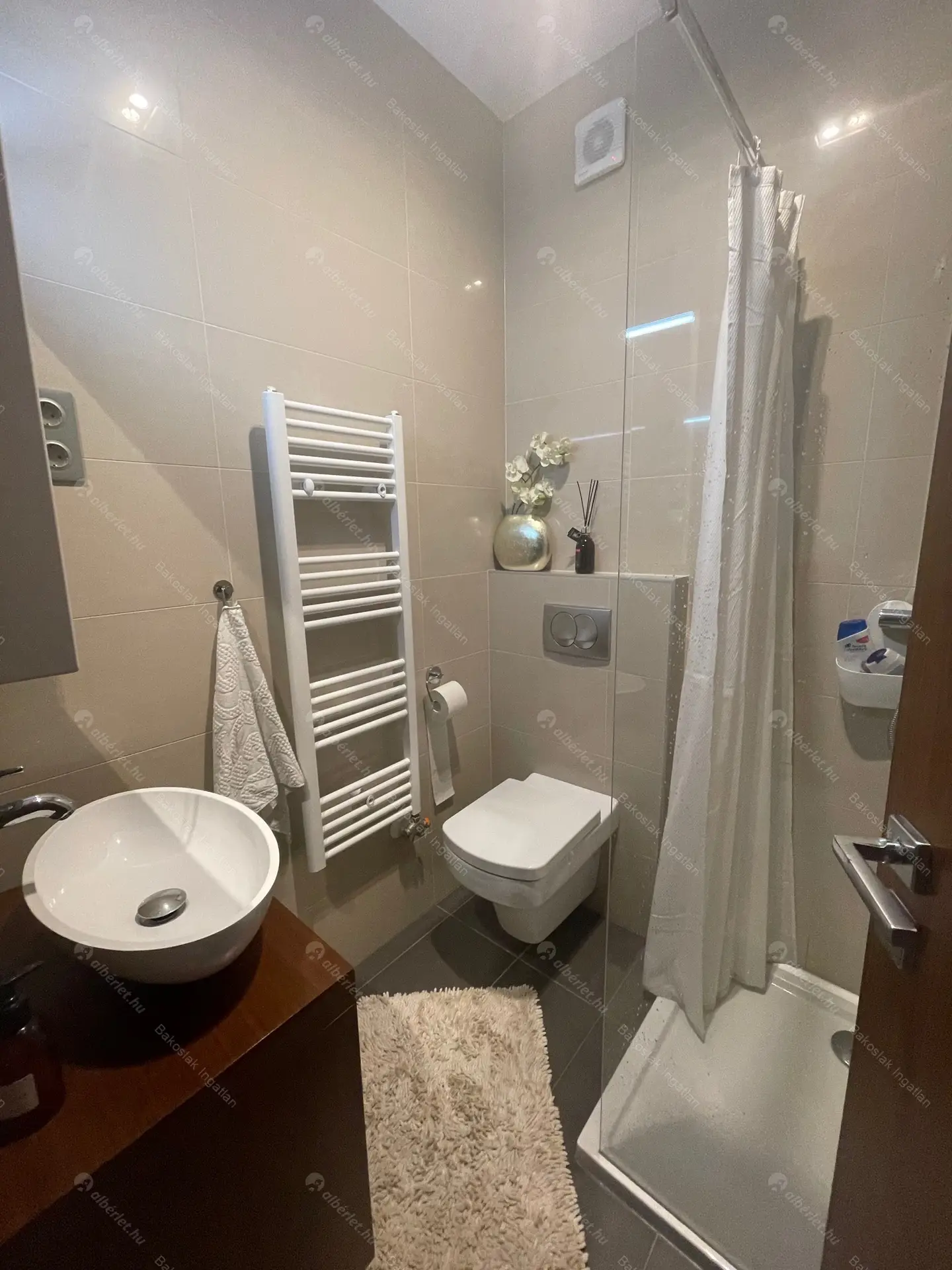 Kiadó albérlet 970000 Ft/hó áron: Budapest, II. kerület  Vöröstorony utca. Mérete: 135 nm, 4 szobás | Alberlet.hu - 5667000