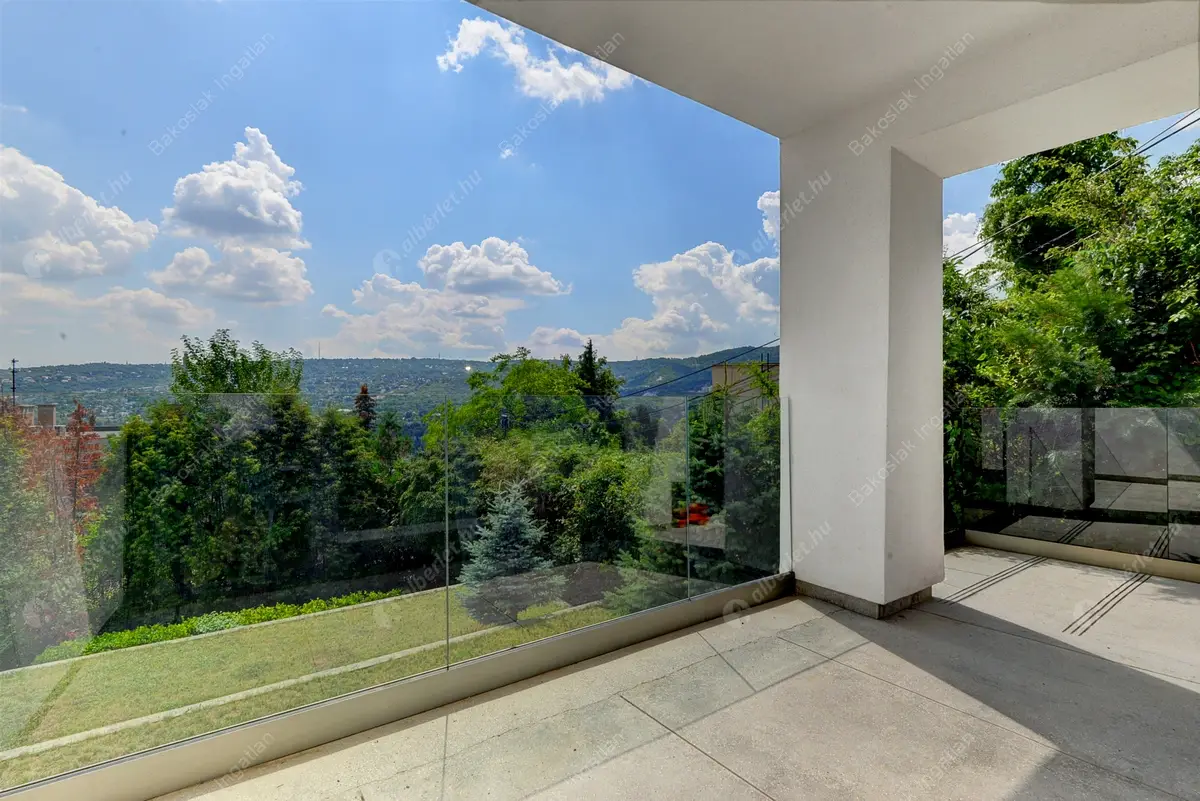 Kiadó albérlet 970000 Ft/hó áron: Budapest, II. kerület  Vöröstorony utca. Mérete: 135 nm, 4 szobás | Alberlet.hu - 5667020