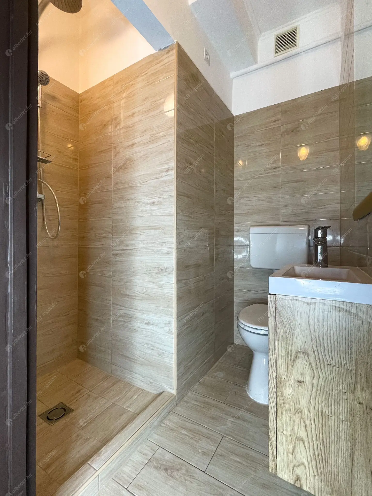 Kiadó albérlet 500000 Ft/hó áron: Budapest, II. kerület  Vöröstorony utca. Mérete: 90 nm, 4 szobás | Alberlet.hu - 6577188