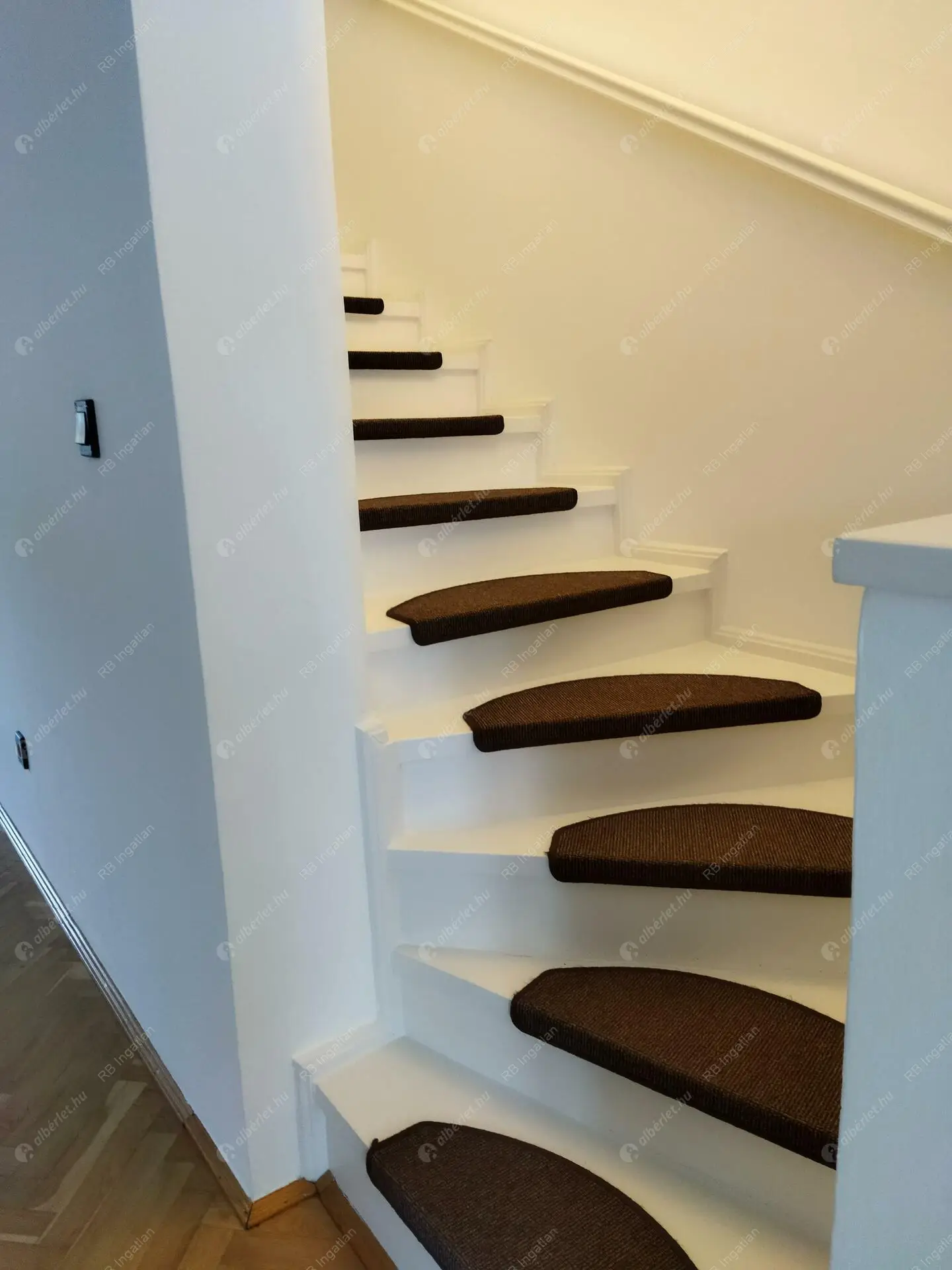 Kiadó albérlet 971000 Ft/hó áron: Budapest, II. kerület  Zöldkő utca. Mérete: 230 nm, 5 szobás | Alberlet.hu - 6468404