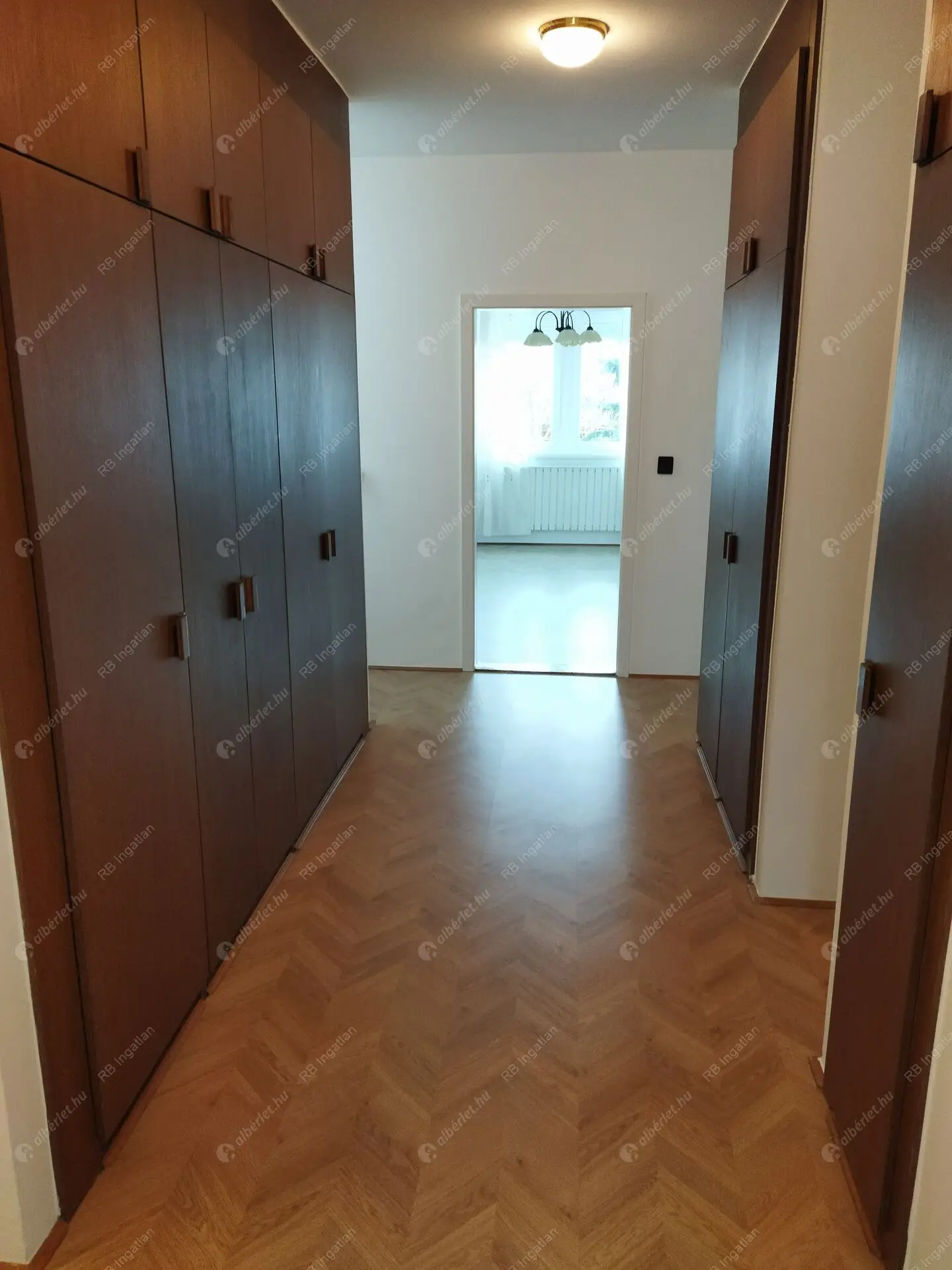 Kiadó albérlet 971000 Ft/hó áron: Budapest, II. kerület  Zöldkő utca. Mérete: 230 nm, 5 szobás | Alberlet.hu - 6468408