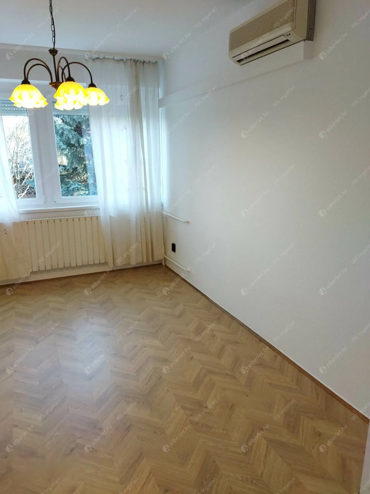 Kiadó albérlet 971000 Ft/hó áron: Budapest, II. kerület  Zöldkő utca. Mérete: 230 nm, 5 szobás | Alberlet.hu - 6468414