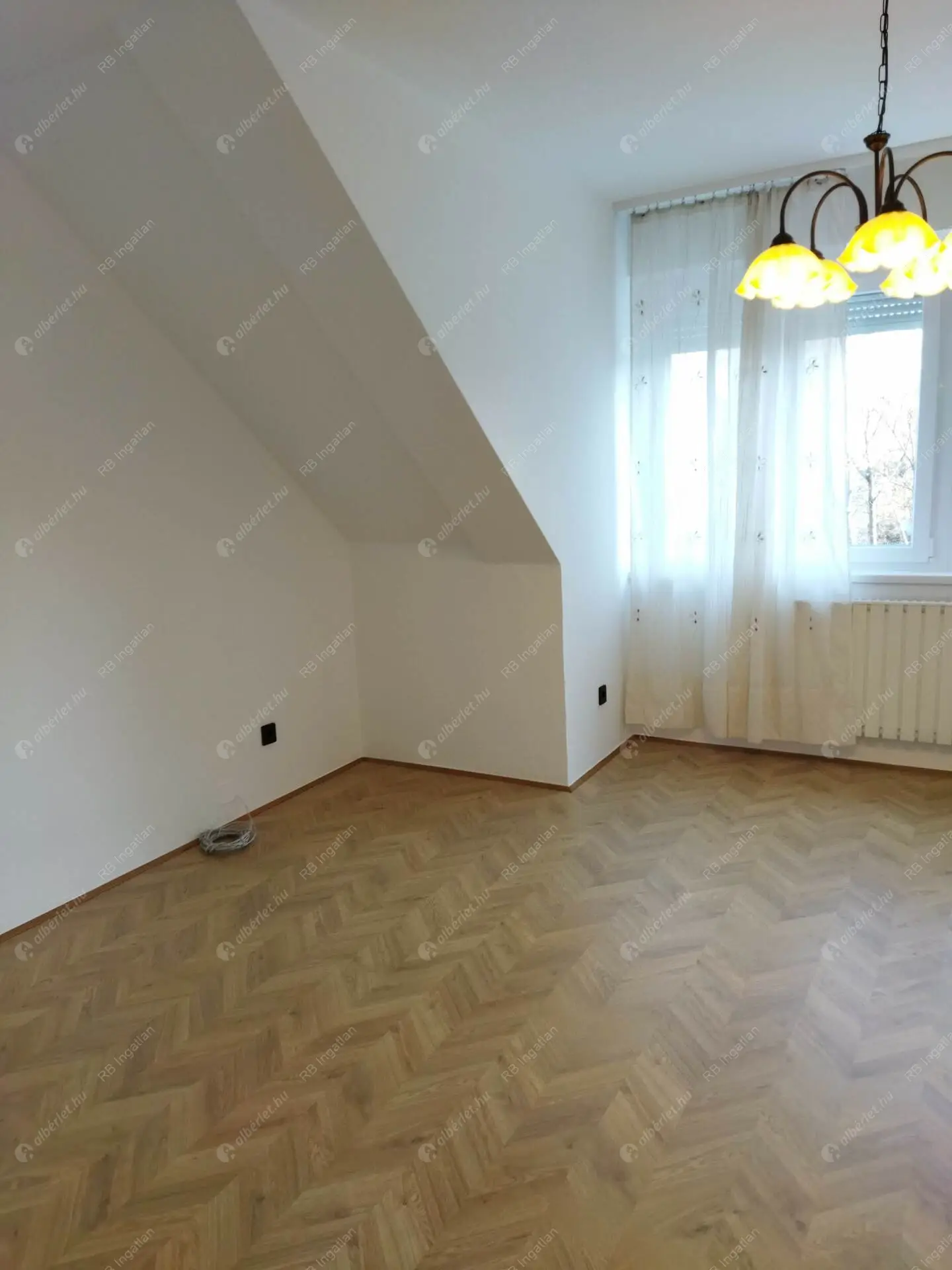 Kiadó albérlet 971000 Ft/hó áron: Budapest, II. kerület  Zöldkő utca. Mérete: 230 nm, 5 szobás | Alberlet.hu - 6468415