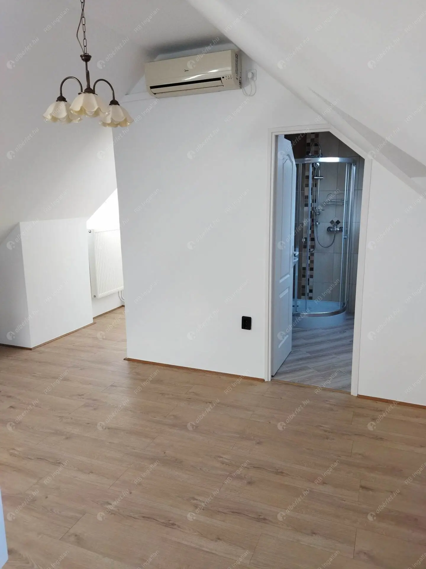 Kiadó albérlet 971000 Ft/hó áron: Budapest, II. kerület  Zöldkő utca. Mérete: 230 nm, 5 szobás | Alberlet.hu - 6468418